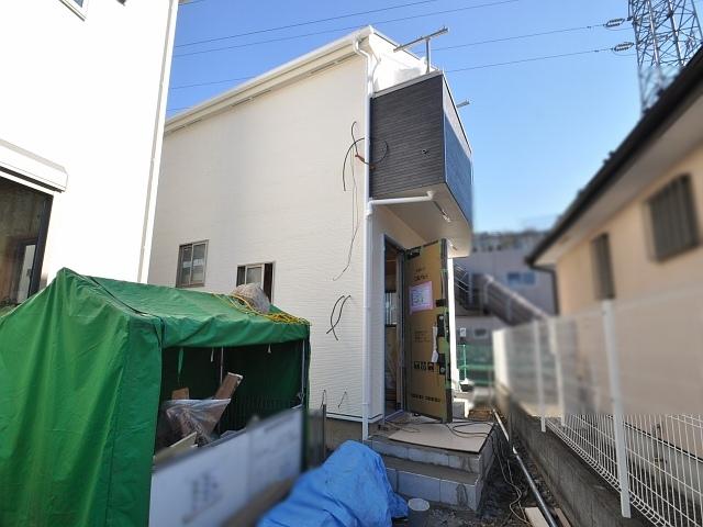 Local appearance photo. Nerima Minamiōizumi 5-chome Building 2 appearance 2013 / 11 / 22 shooting