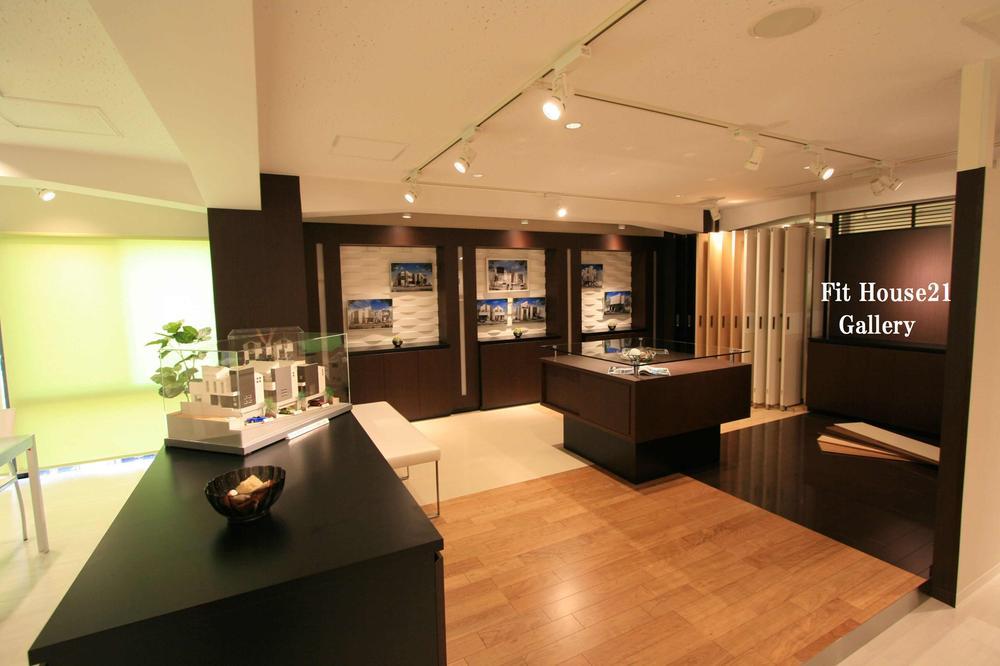 exhibition hall / Showroom.  [Fithouse21 Gallery] There was opened on July 13!