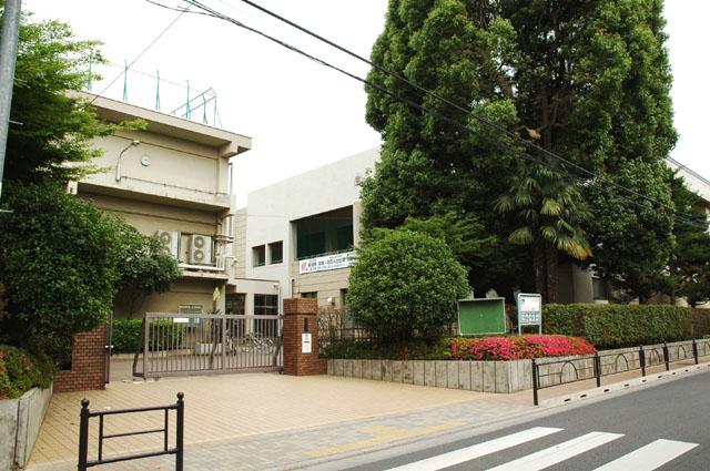 Junior high school. Municipal 525m until Nakamura junior high school