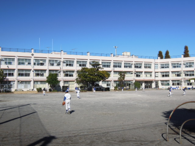 Primary school. 588m to Nerima Kaishin first elementary school (elementary school)