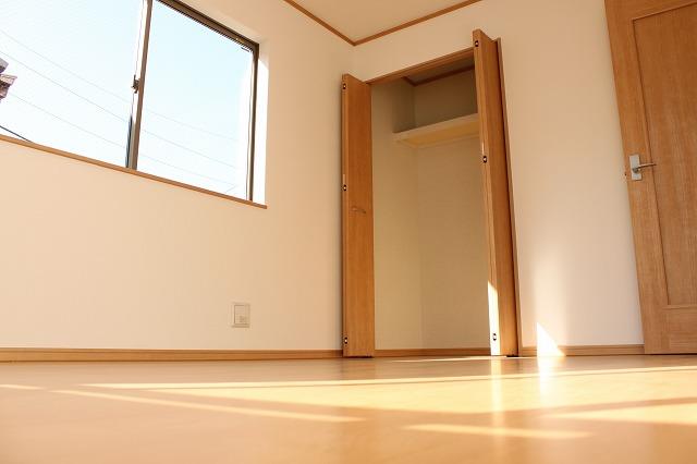 Non-living room. Indoor (11 May 2013) Shooting