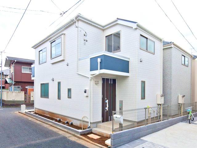 Local photos, including front road. Local (September 2013) Shooting