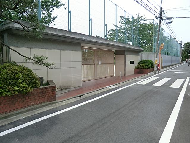 Primary school. 204m to Nerima Kaishin third elementary school