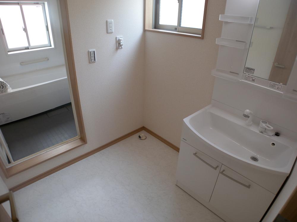 Same specifications photo (bathroom). Same specifications: bathroom and vanity