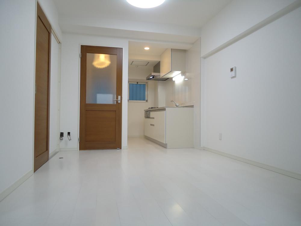 Living. Indoor (11 May 2013) Shooting