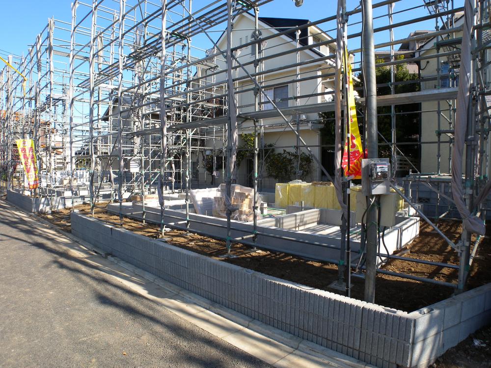 Local appearance photo. The end is also foundation work, And the future completion of framework. Goodness of per yang, etc., Please have a look a local actually. (6 Building) [Local (11 May 2013) Shooting]