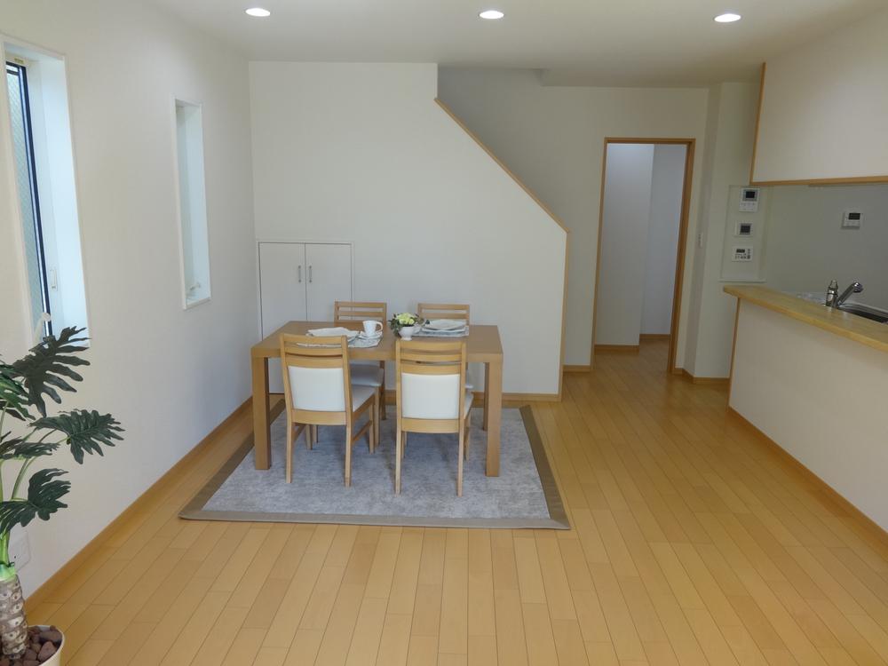 Living. Indoor (10 May 2013) Shooting