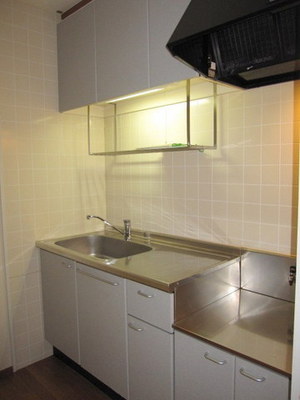 Kitchen. 2-neck Gasukitchin can be installed