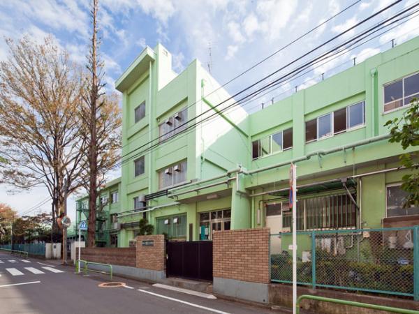 Primary school. 150m to Nerima Asahigaoka Elementary School 2011 / 11 / 08 shooting