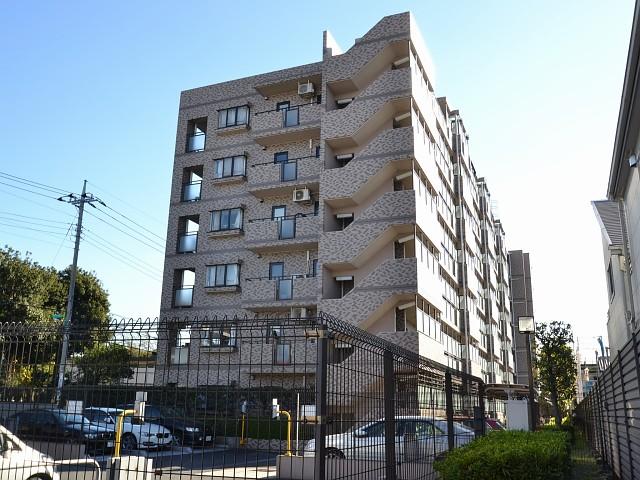 Local appearance photo. Lions Garden Toshimaen appearance