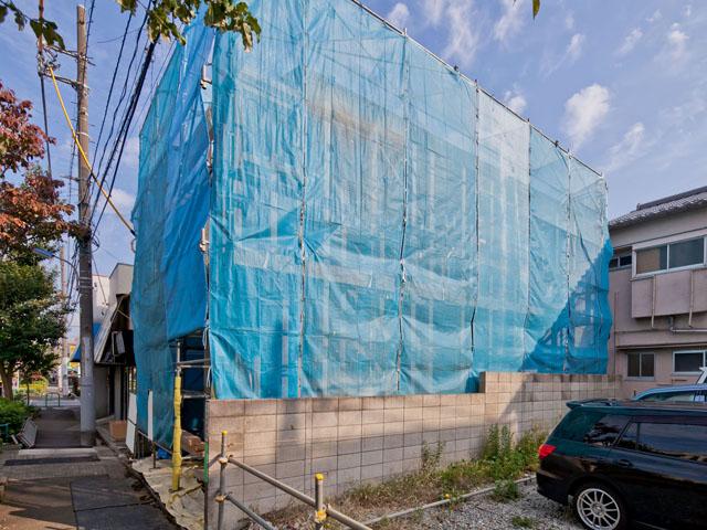 Local appearance photo. Local (11 May 2013) Shooting