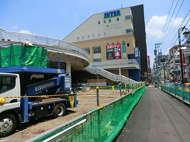 station. 880m until Hoya Station