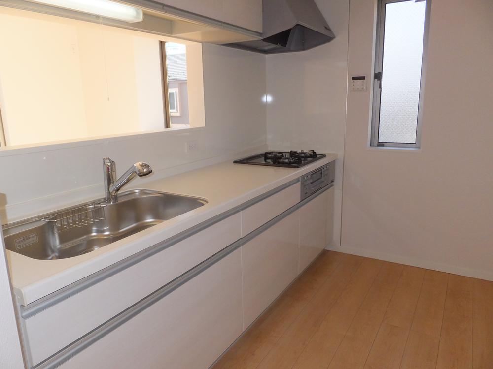 Kitchen. Local (13 December) shooting