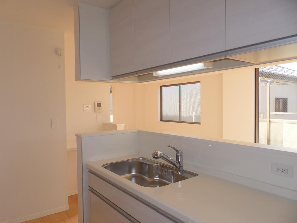 Kitchen. Local (13 December) shooting