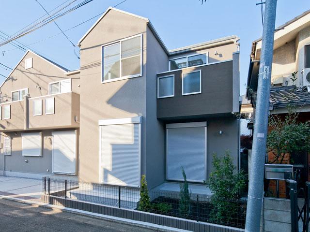 Local appearance photo. "Kami Shakujii" station walk 11 minutes of new properties, Attic with storage in the spacious Mato of 4LDK. Living environment is also good, Please take a look. 