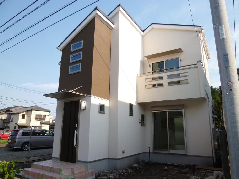 Local appearance photo. Was building completed