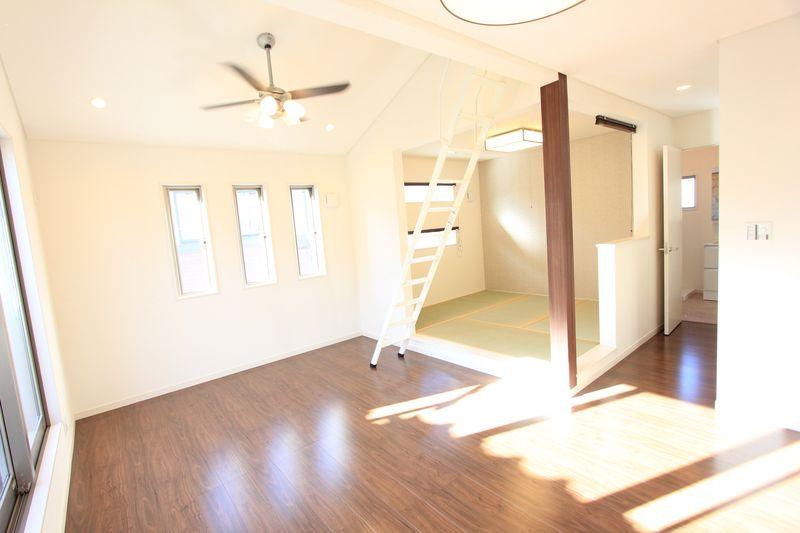 Living. Hoya New construction