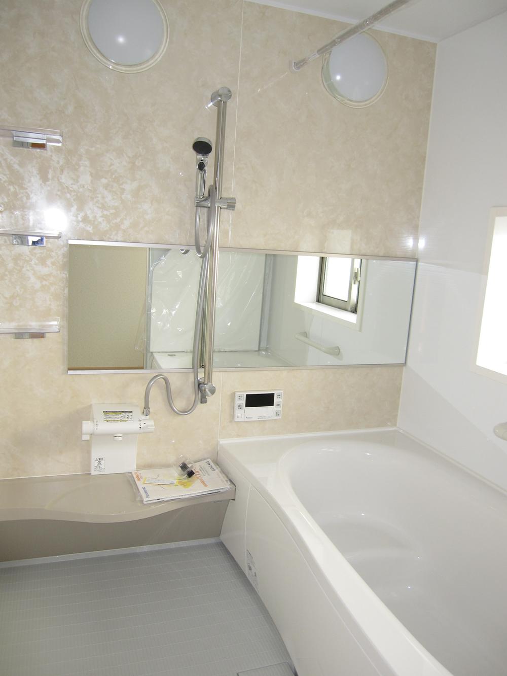 Bathroom. Indoor (12 May 2013) Shooting