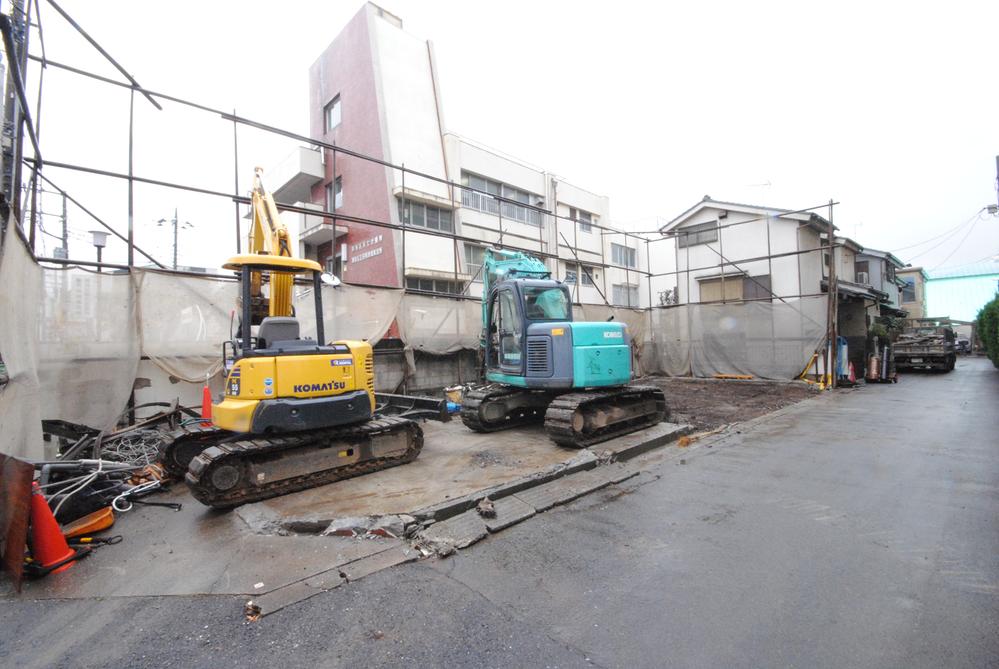 Local land photo. Local (12 May 2013) Shooting