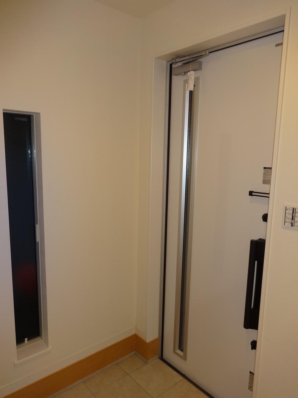 Entrance. Local (11 May 2013) Shooting