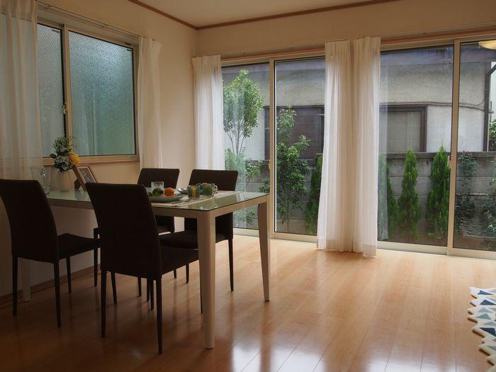 Living. Local (September 2013) Shooting