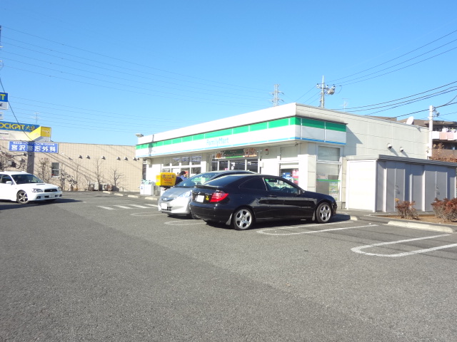 Convenience store. FamilyMart Minamiōizumi chome store up (convenience store) 40m