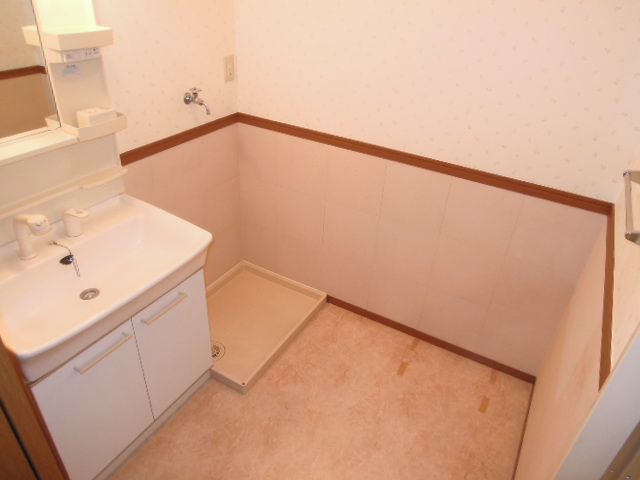 Other Equipment. Laundry Area ・ Dressing room