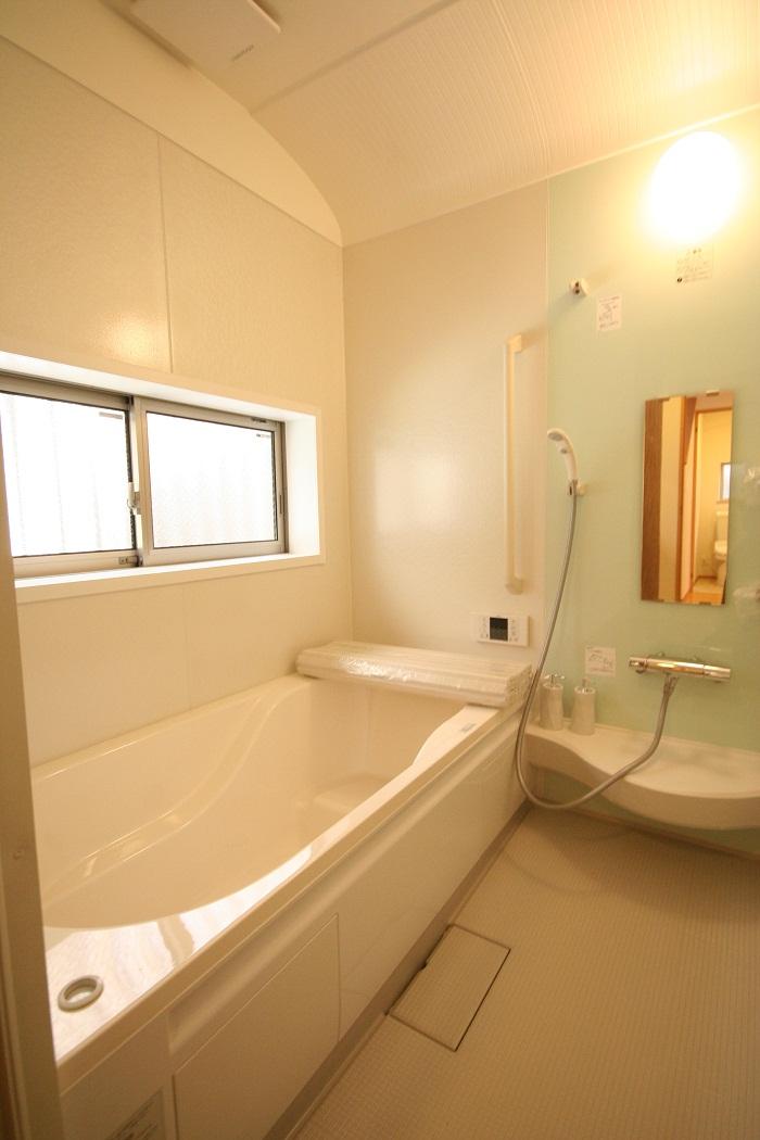 Same specifications photo (bathroom). Completed construction cases