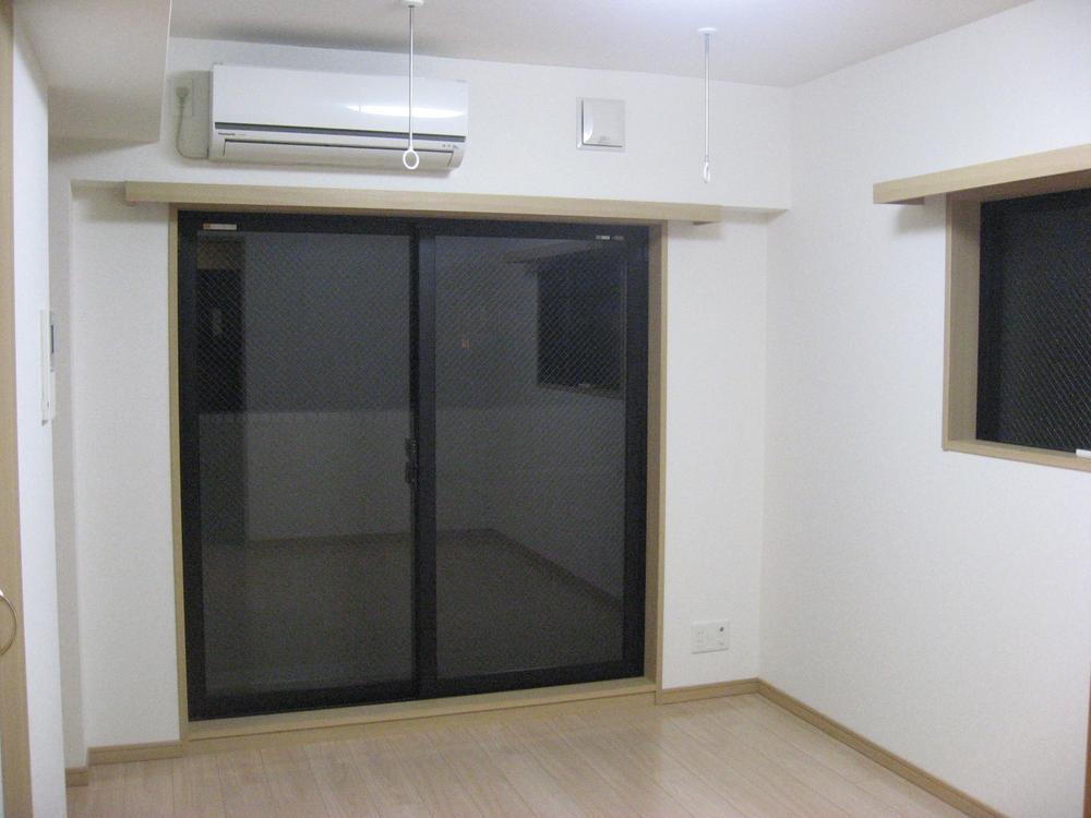 Living. Indoor (11 May 2013) Shooting