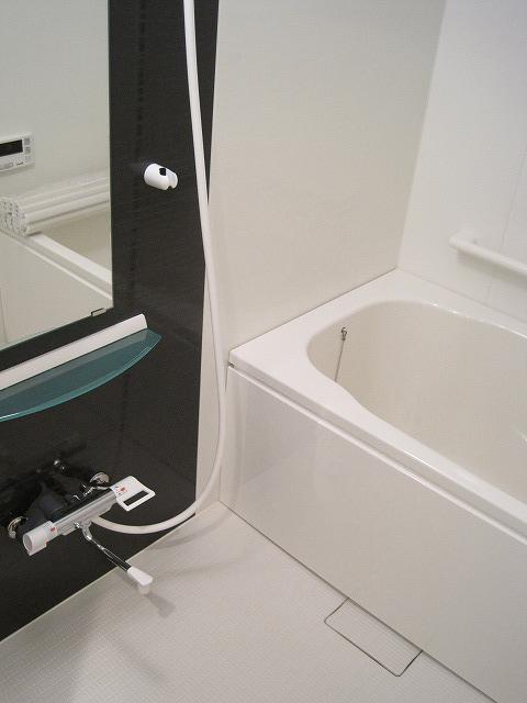 Bathroom. Bathroom with handrail