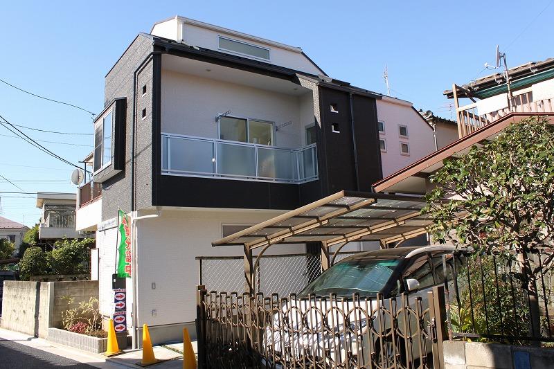 Local appearance photo. Local (11 May 2013) Shooting