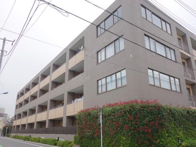 Local appearance photo. Heiwadai a 3-minute walk from the train station After the completion of the underground walkway of currently under construction will close further station exit.