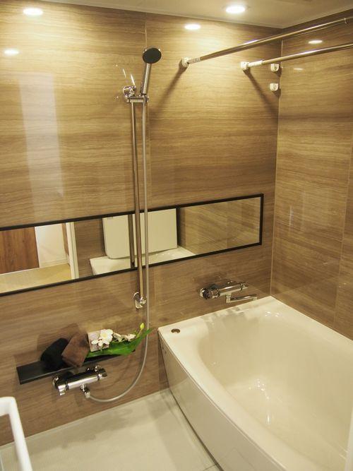 Bathroom. Indoor (12 May 2013) Shooting