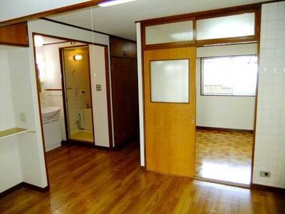 Living and room. DK and Western and the basin as seen from the south side of Japanese-style room