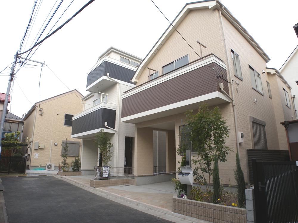 Local appearance photo