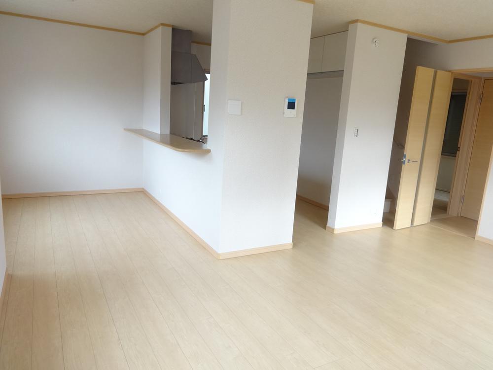 Living. Indoor (12 May 2013) Shooting