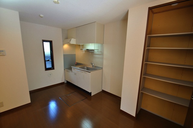 Other room space. Same property, It is a photograph of another room.