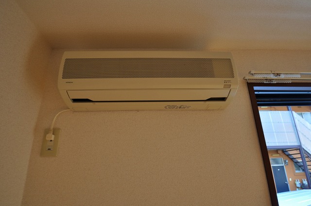 Other Equipment. Same property, It is a photograph of another room.