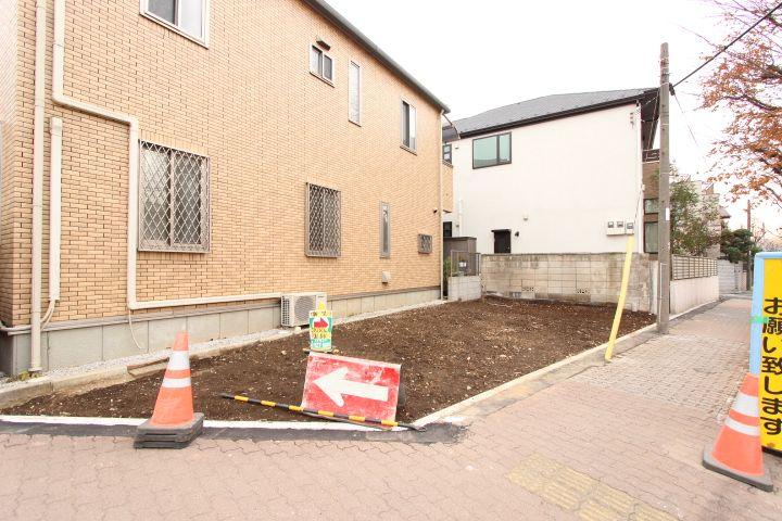 Local photos, including front road. Nerima Uchi