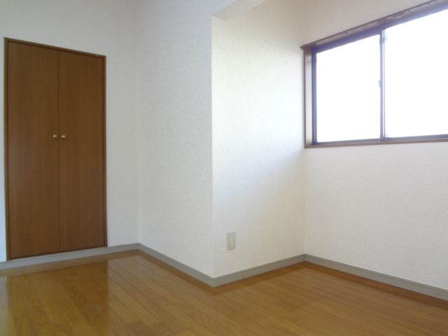 Other. Good day with both wall windows!