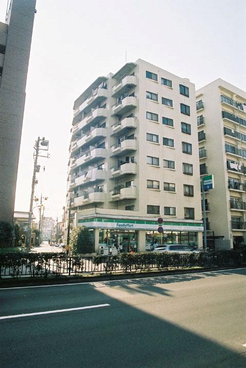 Local appearance photo