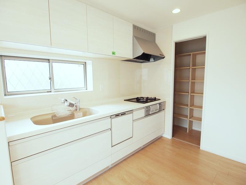 Same specifications photo (kitchen). - Per under construction [Same specifications Photos] It will be -