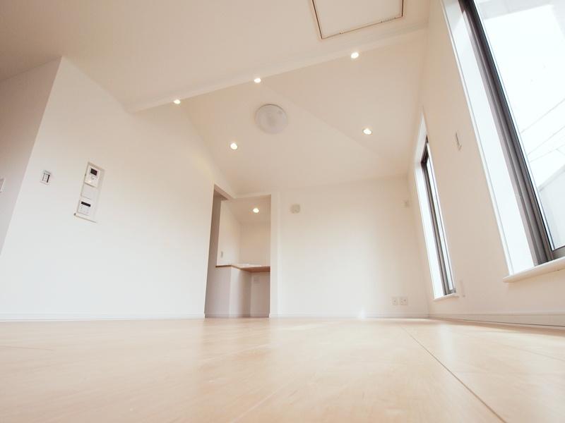 Same specifications photos (living). - Per under construction [Same specifications Photos] It will be -