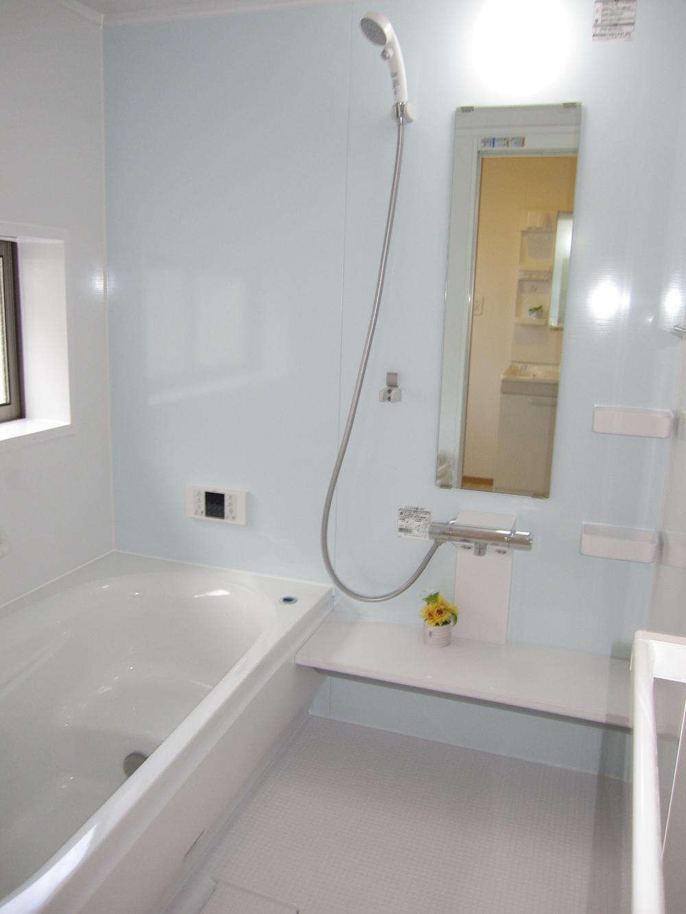 Bathroom. Indoor (11 May 2013) Shooting