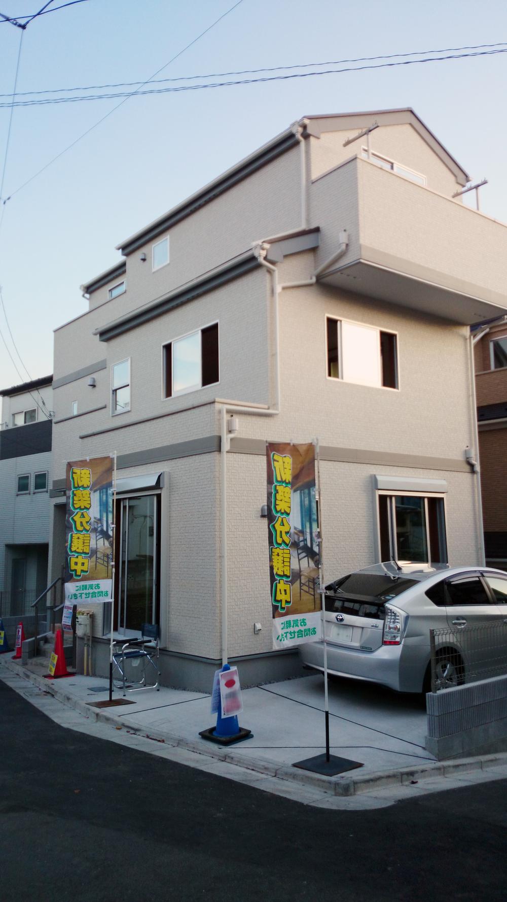 Local appearance photo. 3 Building appearance (November 2013) Shooting