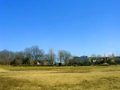 park. 605m to Tateno park