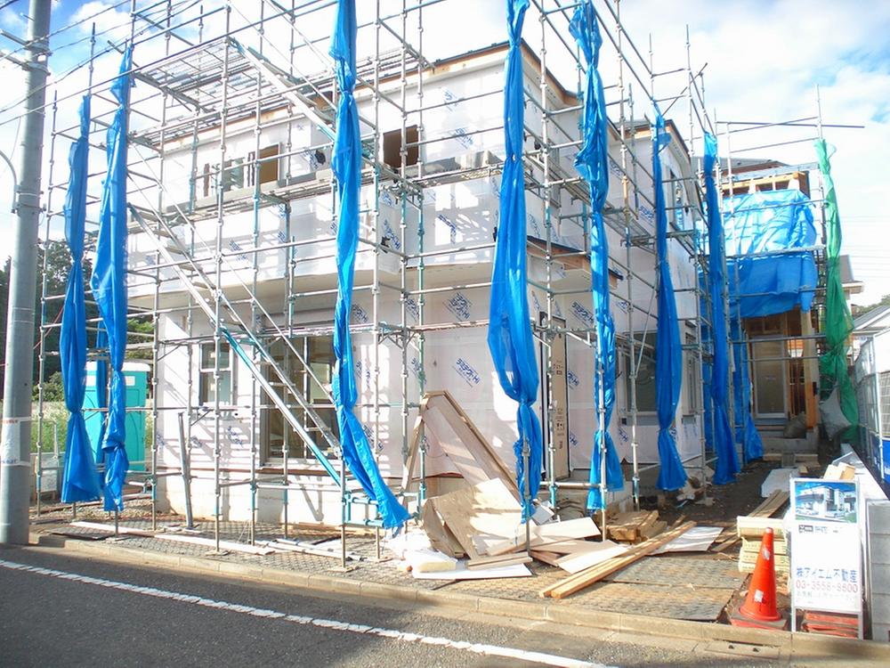 Local appearance photo. Local (10 May 2013) Shooting