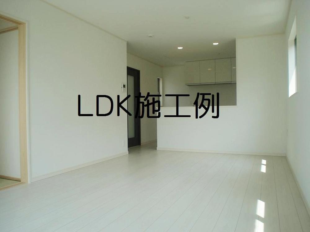 Same specifications photos (living). Same specifications Photos