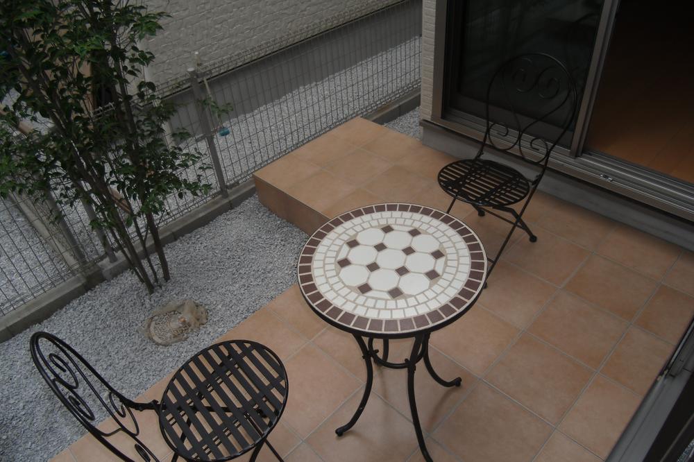 Garden. Courtyard terrace, Family only of Puraibe - To space!