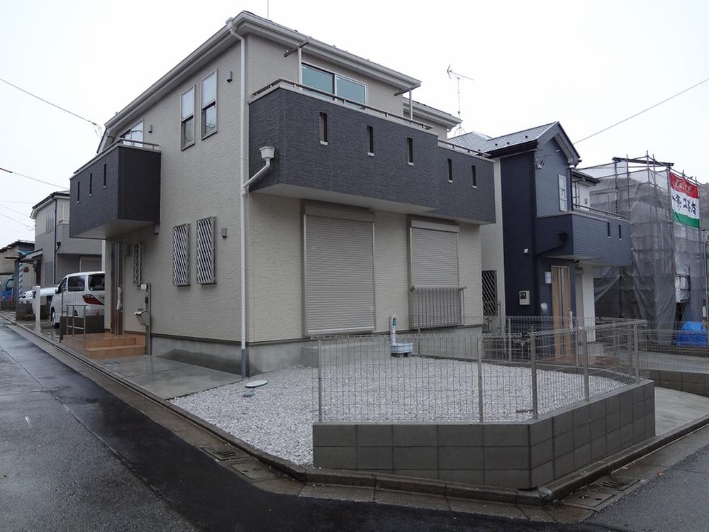 Local appearance photo